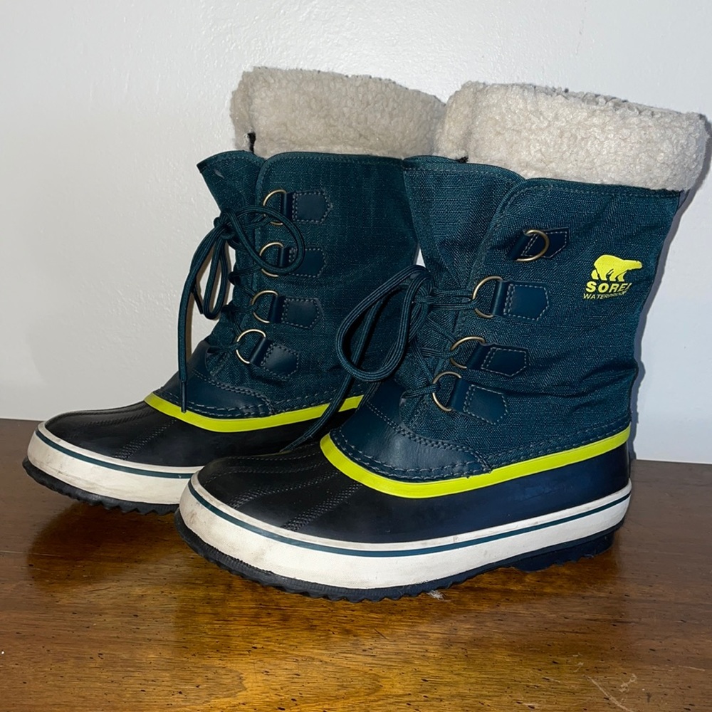 Ladies Sorel boots